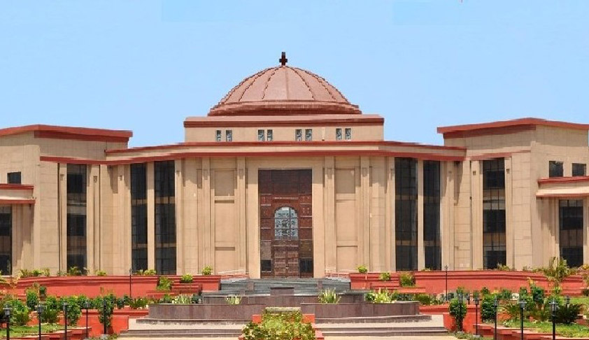 Chhattisgarh HC Dismisses Plea For NIA/CBI Probe On Falling Of Dome At PM’s Speech Venue [Read Judgment]