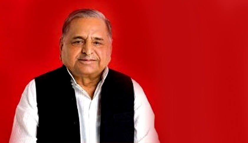 Court orders FIR against Mulayam for allegedly having threatened IG