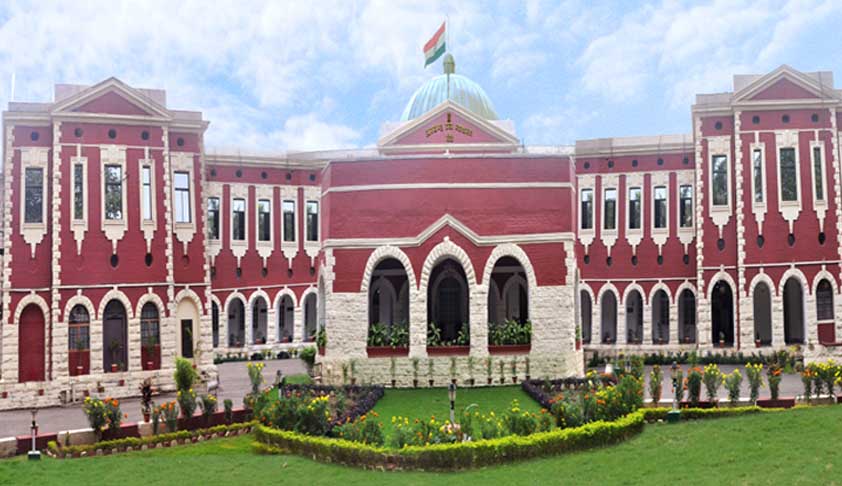 Fighting couple reunited by Jharkhand HC- gets appointed as conciliators in matrimonial cases [Read Order]