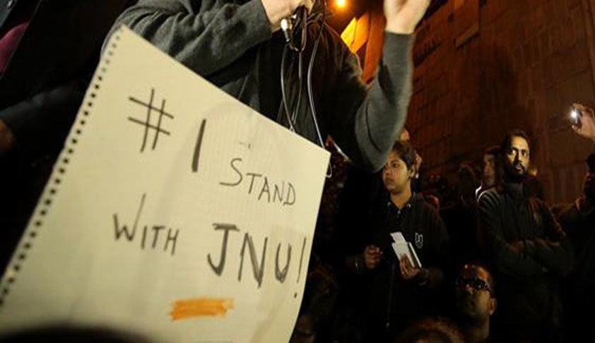 Law School Community extends support to #JNU students