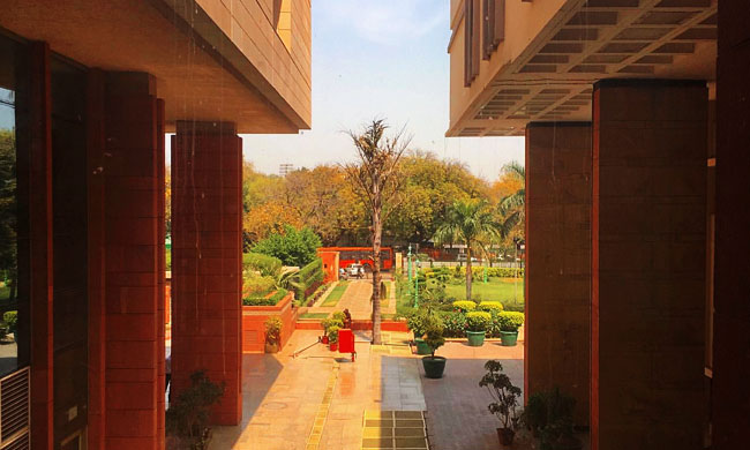 OBC Certificates Issued To Candidate Before Or After Dates Mentioned In Recruitment Advertisement Are Not Valid: Delhi High Court