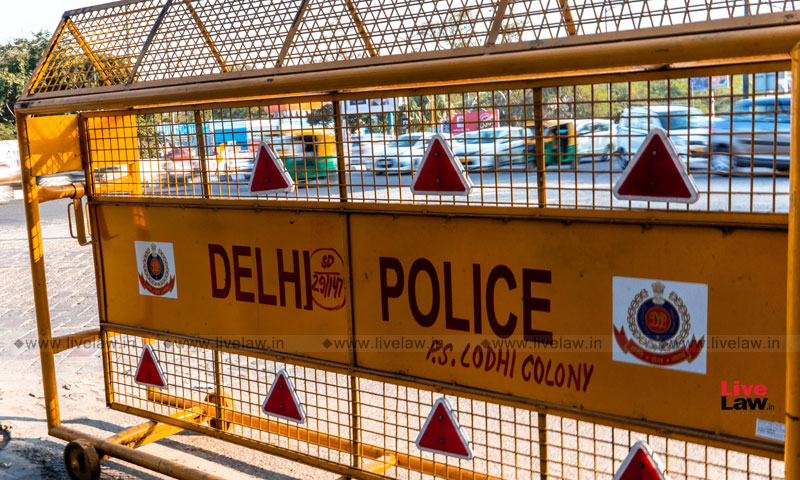 Unmanned Police Barricades: High Court Seeks Response From Commissioner Of Police, Centre, Delhi Govt, SDMC On Suo Moto PIL