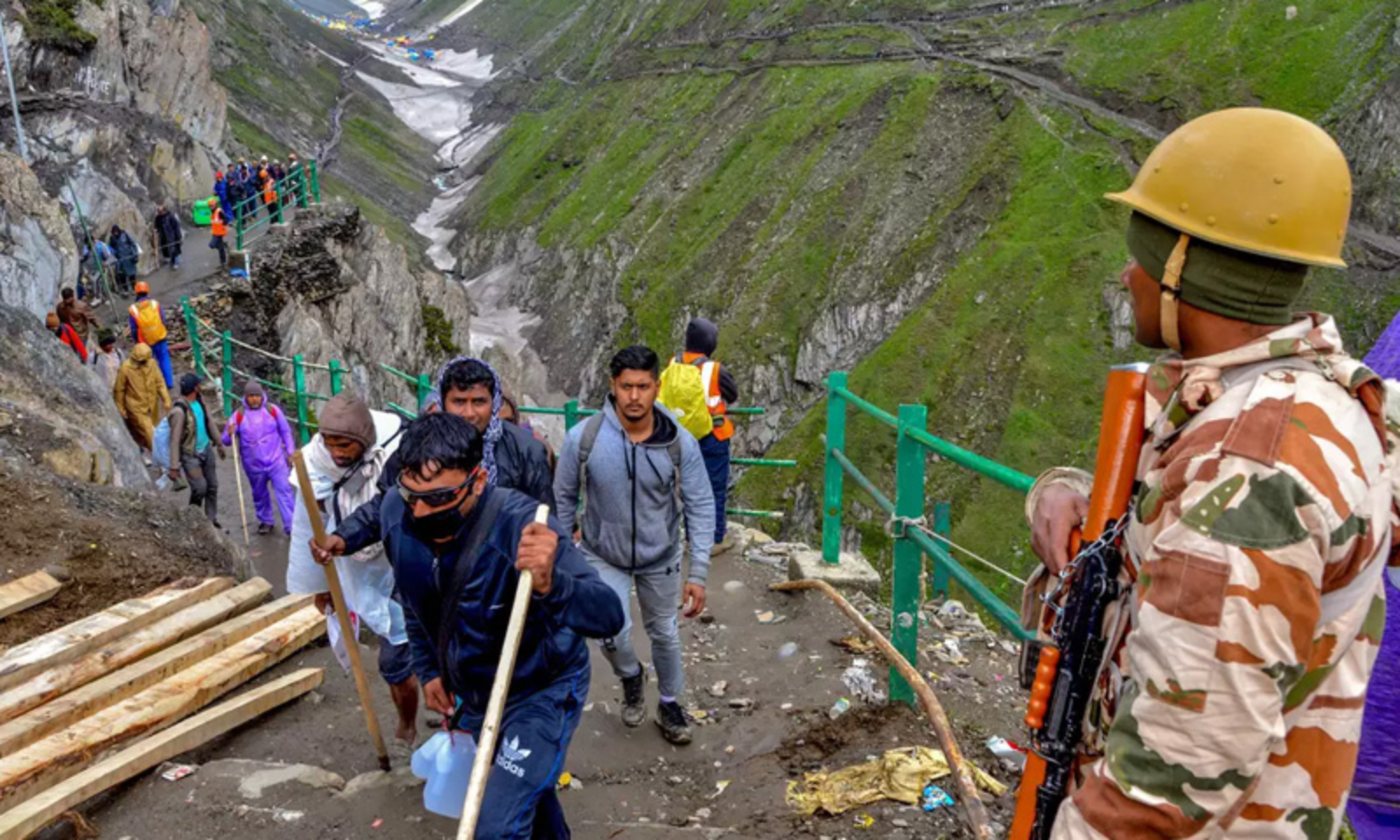 It Would Be Impossible To Deal With Infection On Track' : J&K HC Directs  Shrine Board, Govt To 'Urgently Decide' On Amarnath Yatra 2020 [Read Order]