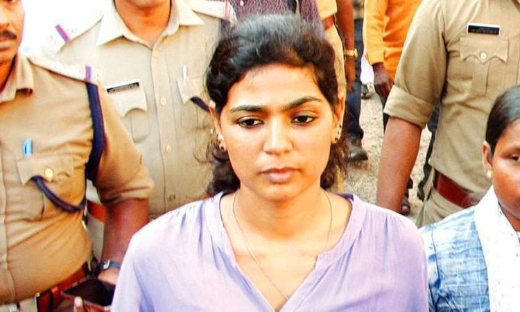 Boy Girl Xxx Sex Video - Kerala High Court Quashes Case Against Rehana Fathima Over Video Showing  Her Children Painting On Her