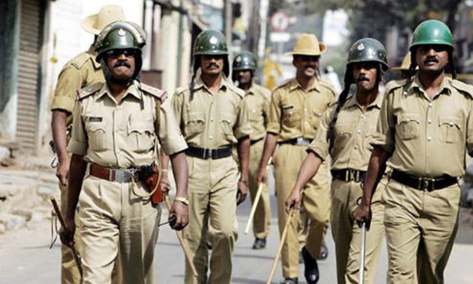 Unisex Khaki Men Police Uniform at Rs 999/piece in Meerut | ID: 26725921455