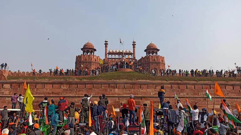 No Citizen Can Have Unfettered Liberty To Celebrate Republic Day As The Petitioner Did: Delhi Court Denies Bail To Man Who Carried Big Sword At Red Fort During Farmers Protest