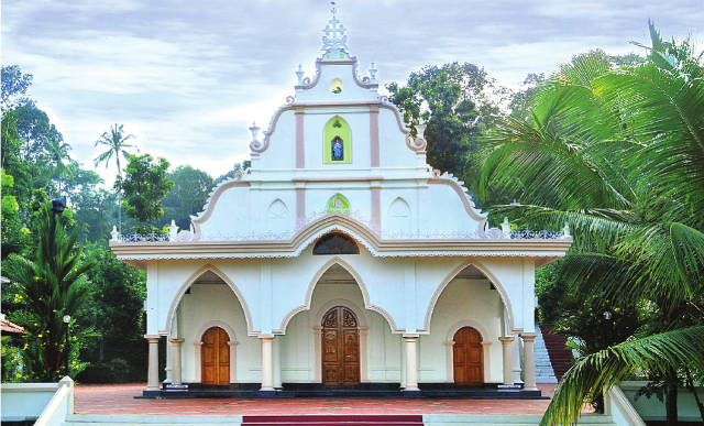 Knanaya Church Case : Kerala High Court Stays Appellate Courts Stay On Decree Against Expulsion Of Members For Marrying Outside Diocese