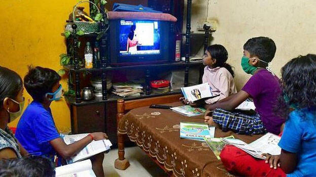20 % Students Without Digital Access : Karnataka HC Says State Has Obligation Under Article 21A To Ensure Children Attend Online Classes