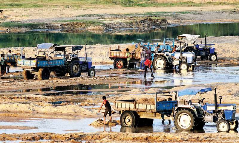 Total Ban On Legal Mining Will Give Rise To Illegal Mining & Cause Huge Loss To Public Exchequer: Supreme Court Modifies NGT Directives On Sand Mining