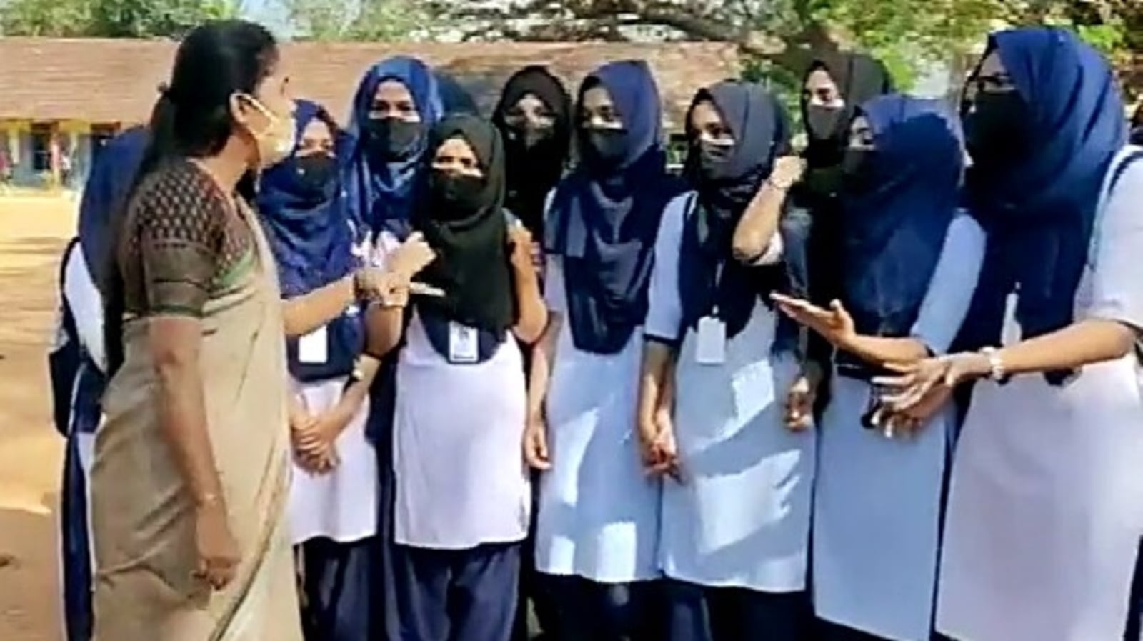 BREAKING- Hijab Ban: Student Moves Supreme Court Challenging Karnataka HCs Interim Order Disallowing Religious Dress In Colleges During Pendency Of Cases