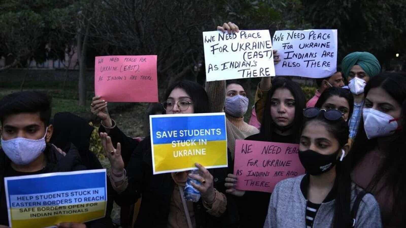 PIL In Delhi High Court Seeks Directions To Ensure Continuity Of Education For 20K Medial Students Returning From Ukraine