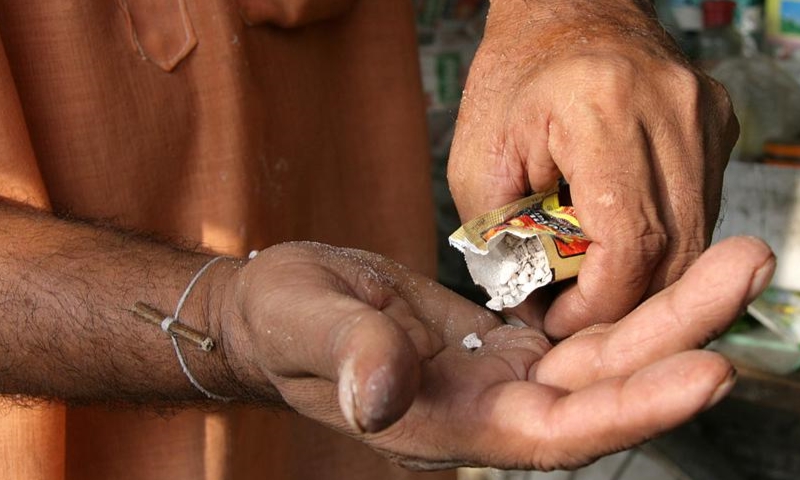 PIL Seeks Complete Ban On Chewing Tobacco In Bihar: Patna HC Directs Competent Authority To Take Decision On Representation In 3 Months