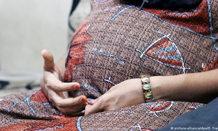 Bombay High Court Denies Relief To Woman Seeking Abortion On Ground That Her Husband Concealed Previous Marriage