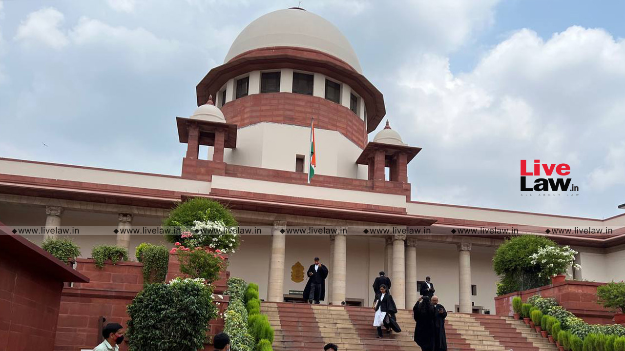 Plea Seeking Pre-Arrest Bail Not Money Recovery Proceedings: Supreme Court Sets Aside HC Bail Condition Of Depositing Rs 7.5 Lakhs