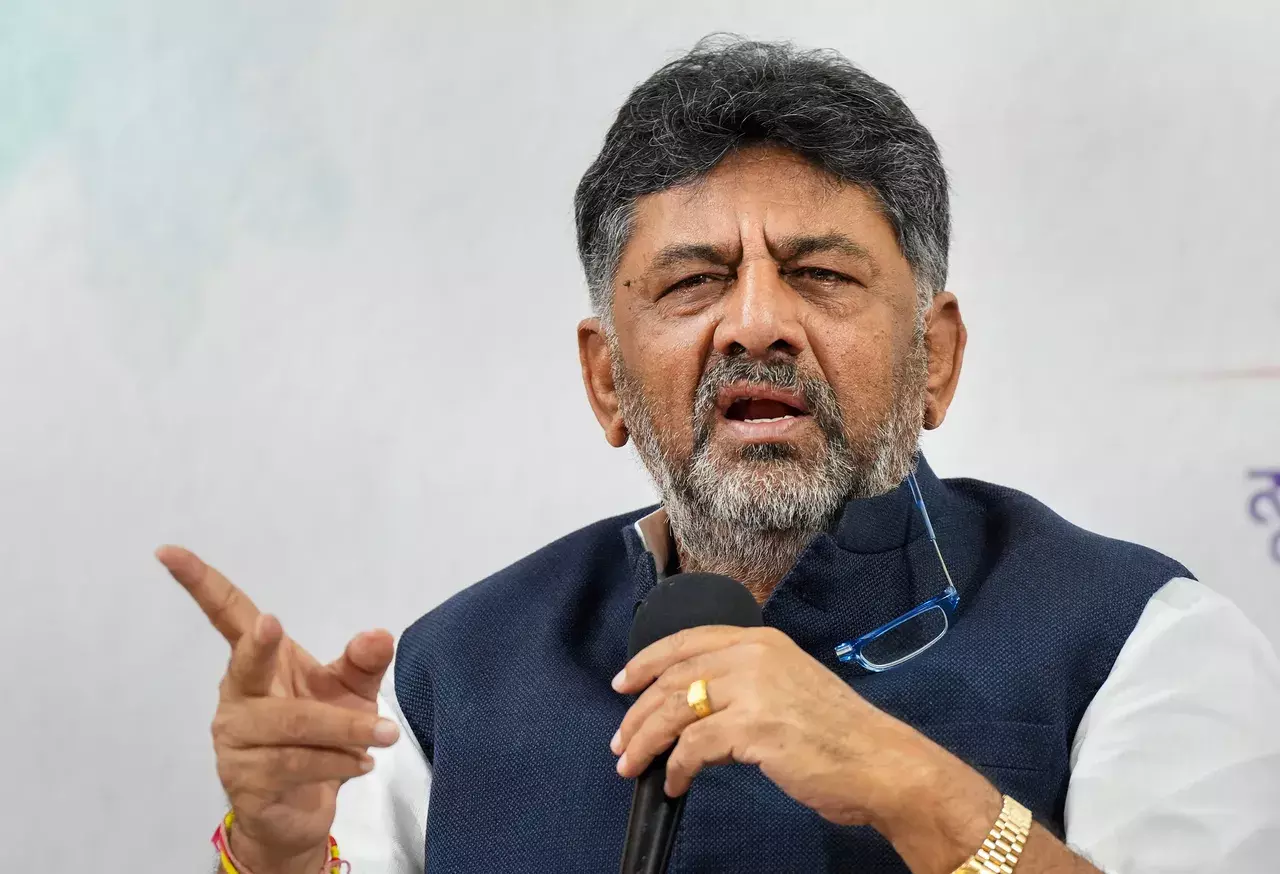 Income Tax Case : Bengaluru Court Gives Two-Year Permission To DK Shivakumar For Foreign Travel