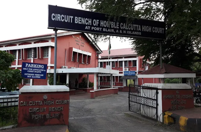 Demolition Order Cannot Be Challenged Directly Under Article 226 When Statutory Appeal Is Available: Calcutta High Court