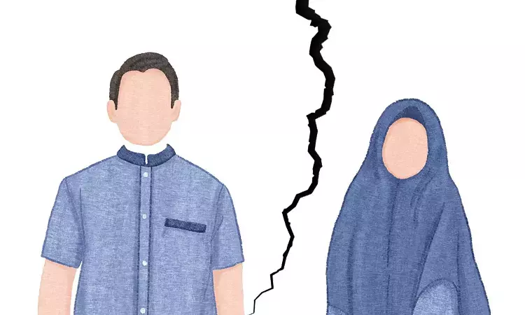 Supreme Court Stays Muslim Husbands Talaq-E-Hasan Divorce To Illiterate Wife; Couple To Remain Married Until Talaq Proven Valid