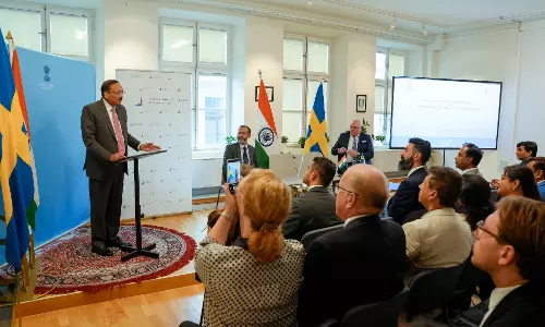 Paradoxical That Countries With Harsh Immigration Laws & Excessive Force Use Claim To Be Human Rights Champions : Justice Surya Kant