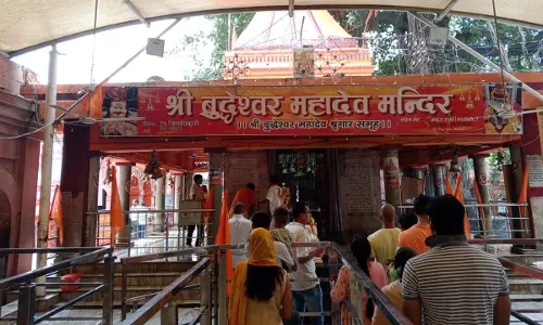 Allahabad High Court Directs UP Govt To Frame Scheme For Administration Of Lucknows Ancient Buddheshwar Temple