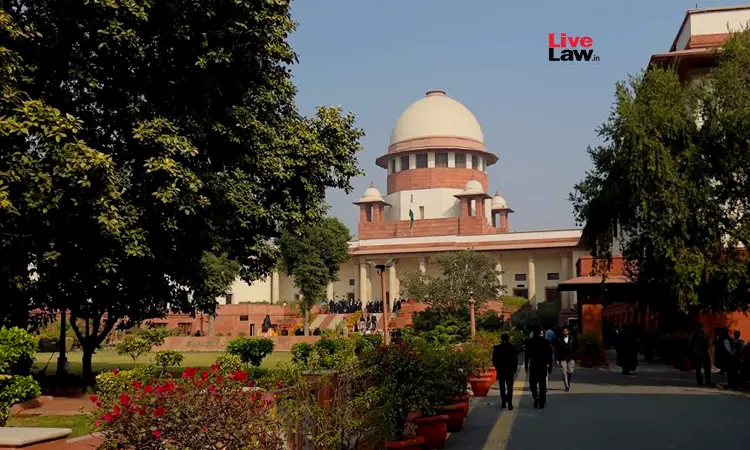 Supreme Court Grants Bail To Woman Accused Of Duping Builders By Impersonating As SC Lawyer