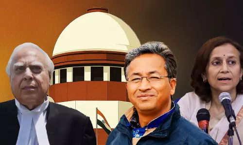 Sonam Wangchuks Speech Appealing For Peace Suppressed From Detaining Authority : Sibal Tells Supreme Court; Plays Video Of Speech Sonam Wangchuks Speech Appealing For Peace Suppressed From Detaining Authority : Sibal Tells Supreme Court; Plays Video Of Speech