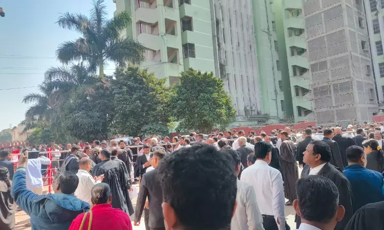 Orissa High Court & District Courts Campuses Vacated Following Bomb Threat Orissa High Court & District Courts Campuses Vacated Following Bomb Threat