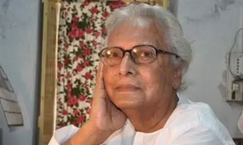 High Court Affirms Order Restraining Kolkata-Based Publisher From Selling Late Author Narayan Debnaths Works High Court Affirms Order Restraining Kolkata-Based Publisher From Selling Late Author Narayan Debnaths Works