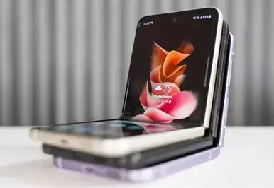 HP State Consumer Commission Dismisses Appeal Against Samsung; Holds Second Screen Damage Due To Mishandling Not Covered Under Warranty