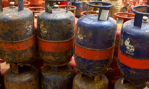 CCPA Issues Advisory Against LPG/Gas Charges In Hotel Bills; Says Such Levies May Amount To Unfair Trade Practice