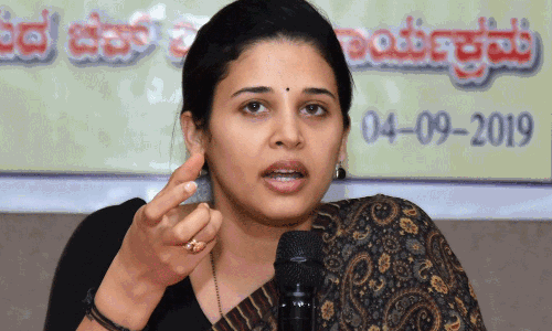 Karnataka High Court Directs State To Grant S.17A Sanction To Investigate Rohini Sindhuri IAS In Cloth Bag Scam