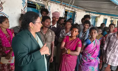Telangana SLSA Conducts Rescue Operation; Over 500 Bonded Labourers Rescued From Brick Kilns In Nizamabad