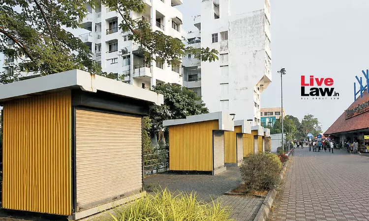 Kerala High Court Bars Construction Of Commercial Kiosks On Kochis Queens Walkway, Cites Pedestrians Right To Unobstructed Access Kerala High Court Bars Construction Of Commercial Kiosks On Kochis Queens Walkway, Cites Pedestrians Right To Unobstructed Access