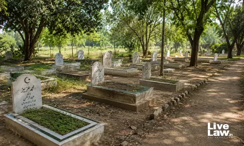 Delhi Court Rejects Muslim Mans Plea Against Re-Use Of Wifes Grave, Says No Proof Body Hasnt Decomposed