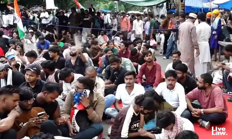 Bombay Bar Association Condemns Use Of Force On Students Protesting At Jantar Mantar, Calls For Meaningful Dialogue