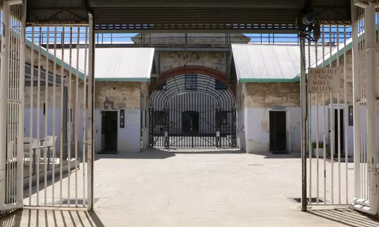 Laid Back Attitude Not Warranted: Tripura High Court Pulls Up State For Failing To Implement SC Directions On Open Prisons Laid Back Attitude Not Warranted: Tripura High Court Pulls Up State For Failing To Implement SC Directions On Open Prisons
