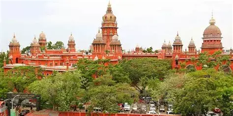 Disciplinary Proceedings Initiated During Service Can Continue After Retirement If Permitted By Service Rules: Madras HC Disciplinary Proceedings Initiated During Service Can Continue After Retirement If Permitted By Service Rules: Madras HC