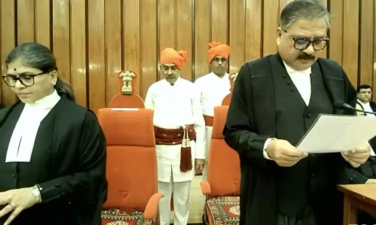 Justice Manash Ranjan Pathak Sworn-In As Judge Of Gujarat High Court Justice Manash Ranjan Pathak Sworn-In As Judge Of Gujarat High Court