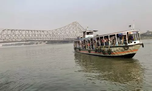 Bengal Panchayat Bodies Can Auction Ferry Ghats; Hereditary Boatmens Societies Have No Automatic Preference: Calcutta High Court Bengal Panchayat Bodies Can Auction Ferry Ghats; Hereditary Boatmens Societies Have No Automatic Preference: Calcutta High Court