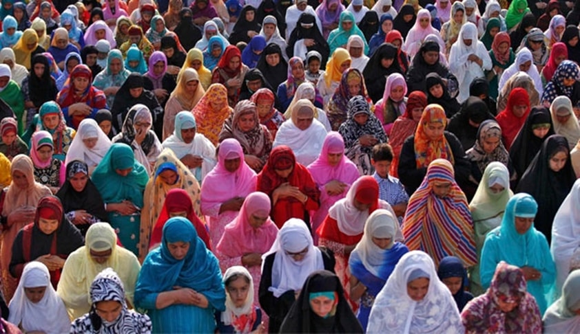SC Dismisses Hindu Mahasabhas Plea For Allowing Muslim Womens Entry In Mosques