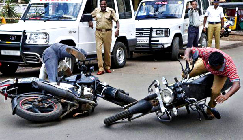 Many Pillion Riders Are Not Wearing Helmets: Madras HC Pulls Up State, Traffic Police [Read Order]