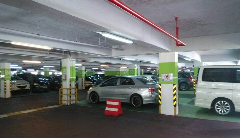 Karnataka High Court Refuses To Entertain Plea For Free Car Parking Space In Malls, Multiplexes