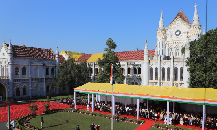 Illegal Termination, Daily Wage Workers Entitled To Reinstatement With 50% Back Wages : MP HC